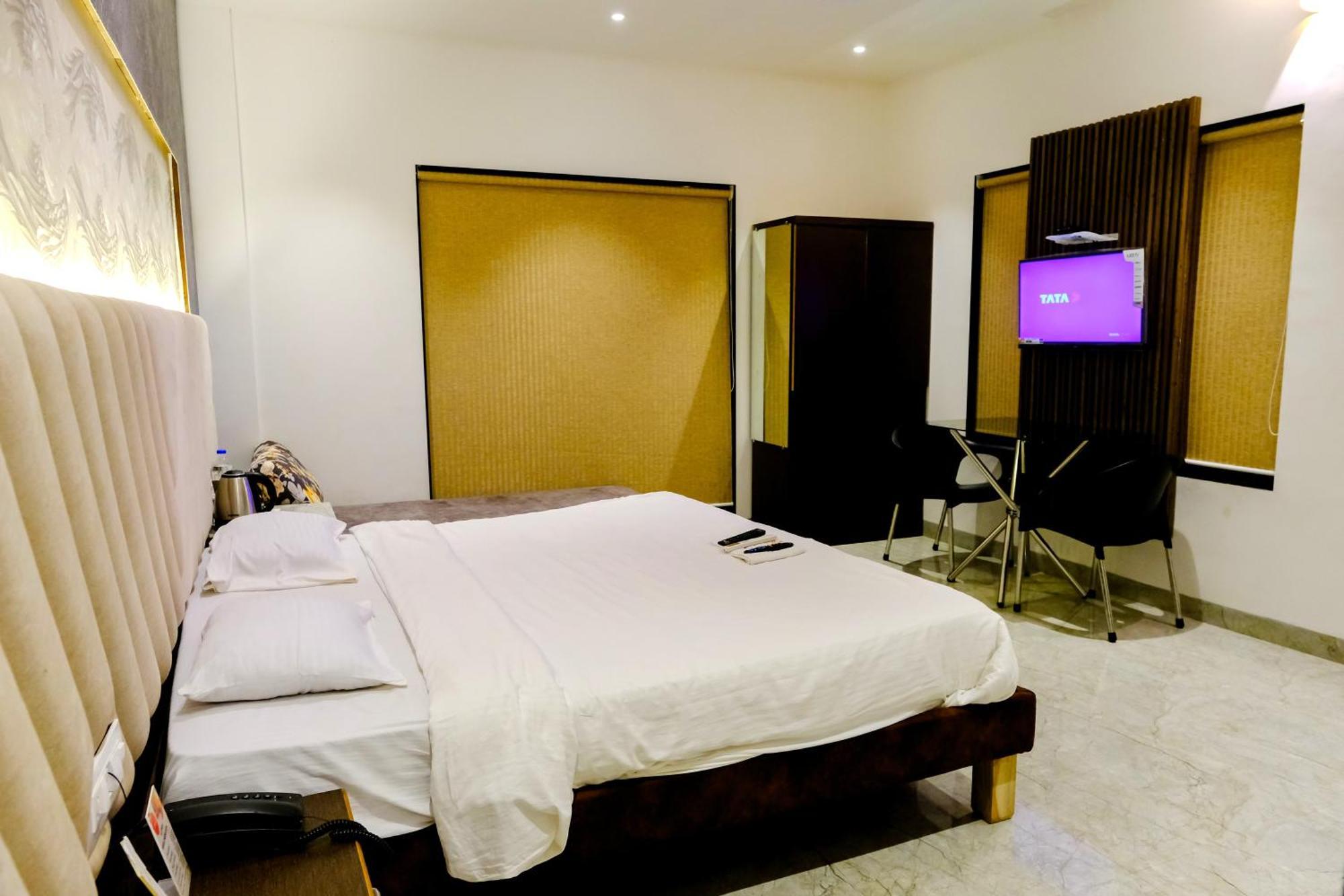 Sanidhya Beach Resort Alībāg Extérieur photo