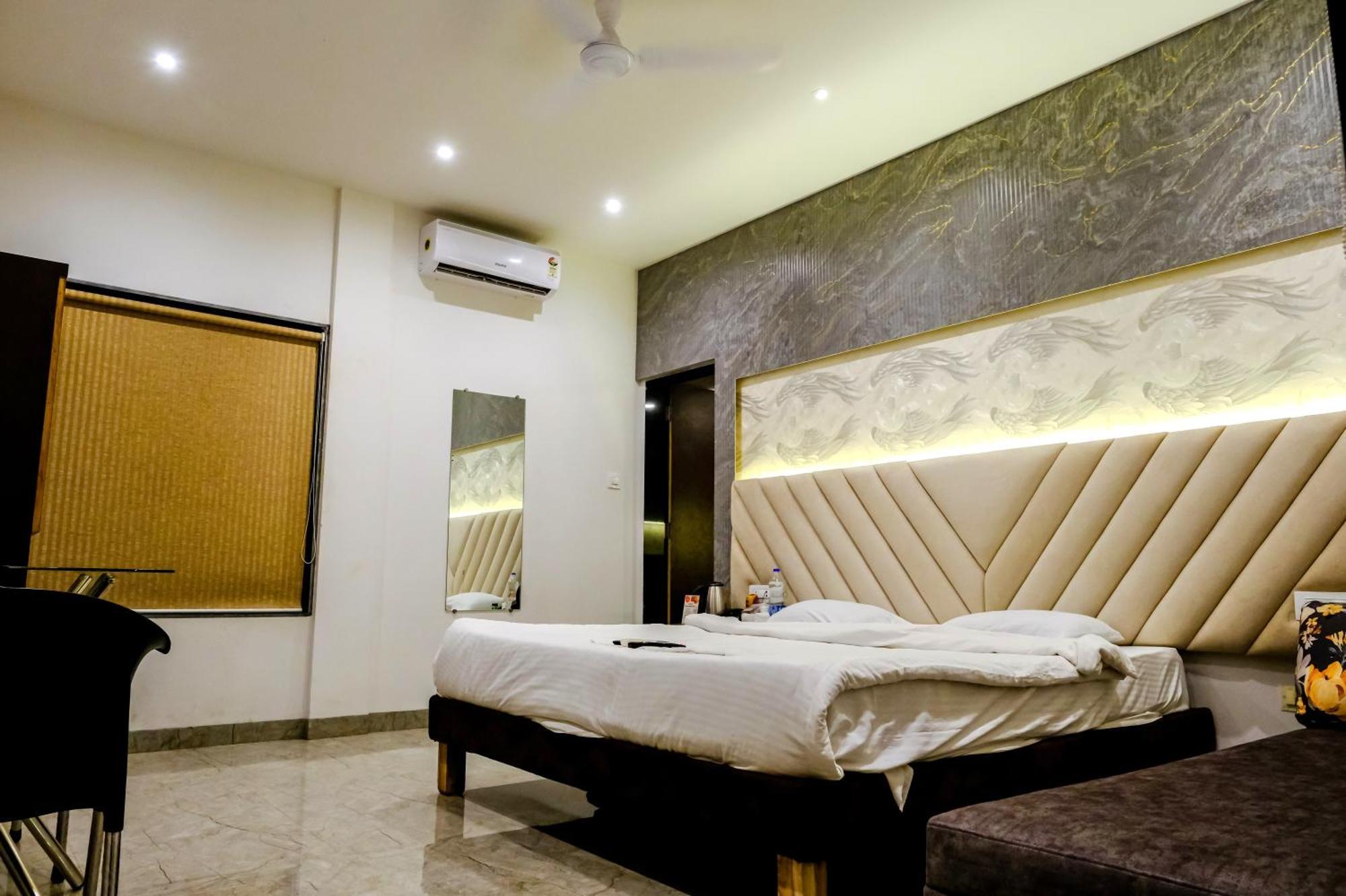 Sanidhya Beach Resort Alībāg Extérieur photo